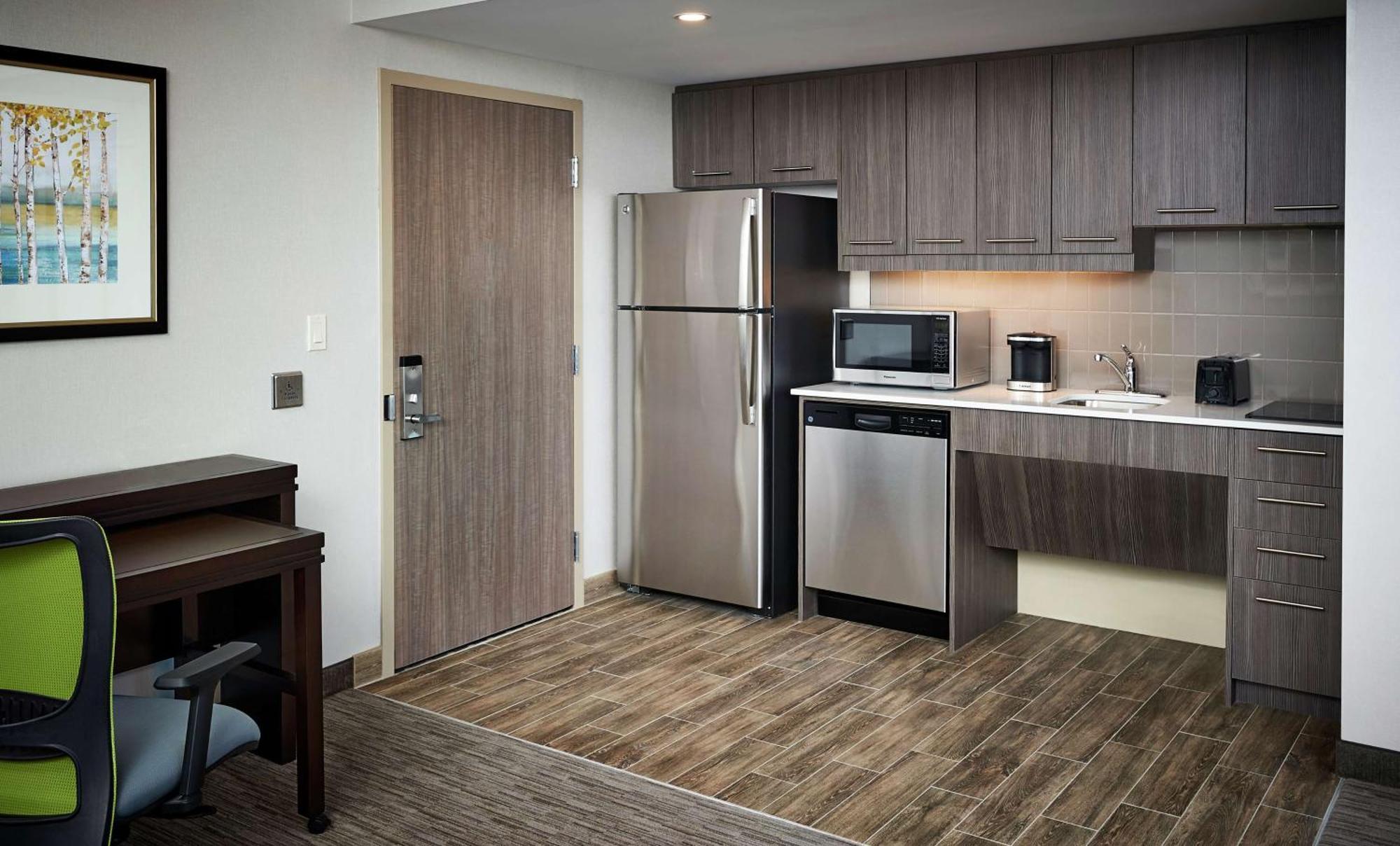 Homewood Suites By Hilton North Bay Exterior photo